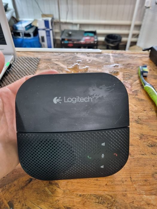 Спикерфон Logitech P710e