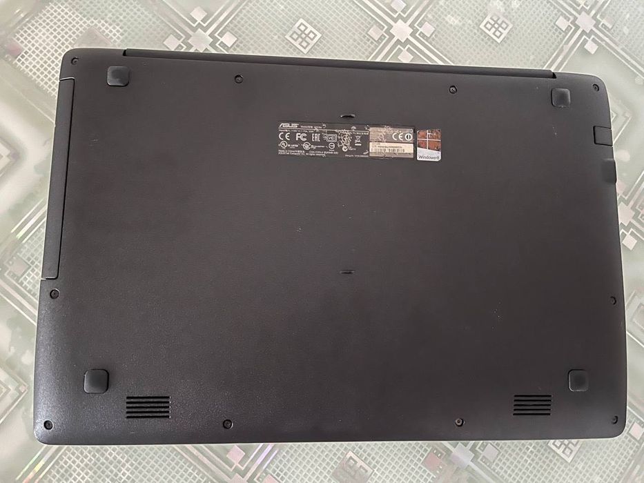 Ноутбук ASUS x553m