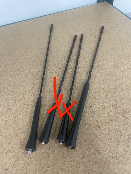 2 Antenas para carro (novas)