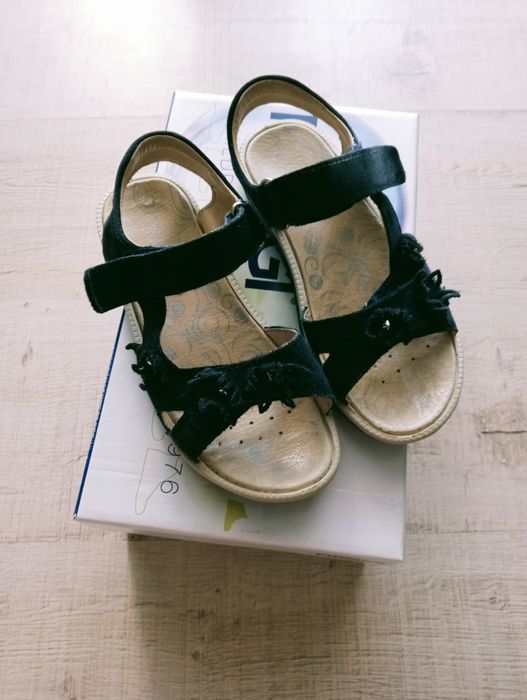 Sandały Primigi r. 34