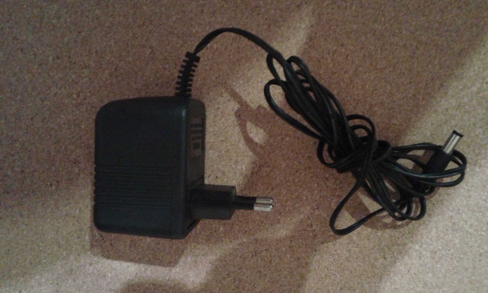 Adapter do podłączenia  wielu monitorów