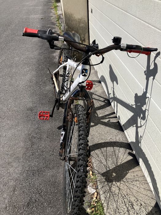 Bicicleta B’Twin Rockrider 300 - rodas 24