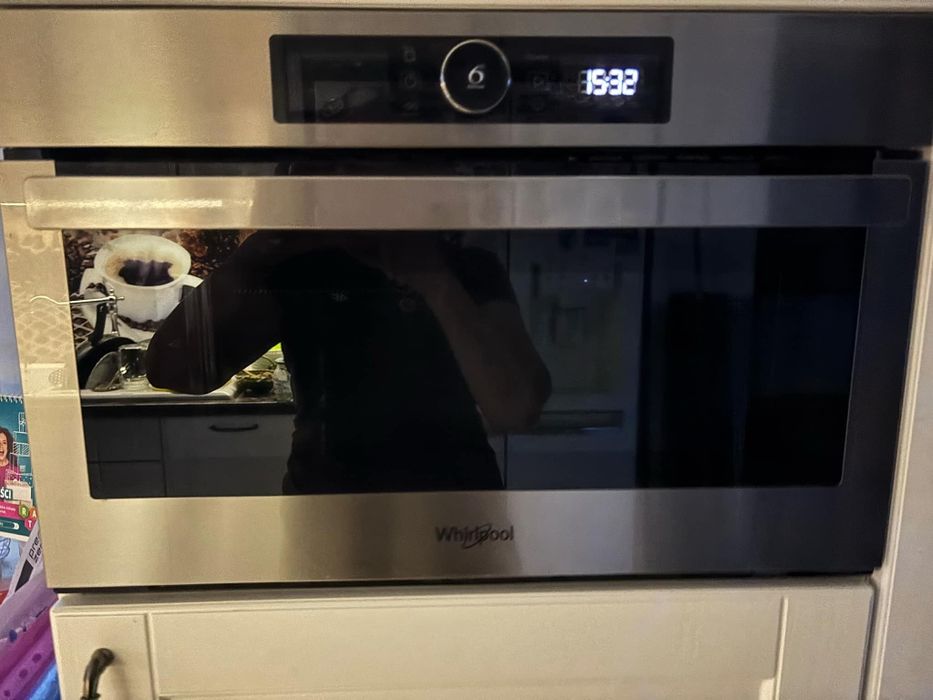 Mikrofala do zabudowy Whirlpool