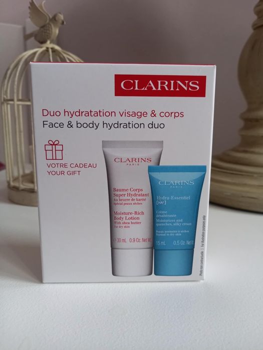Подарунковий набір від Clarins (крем hydra-essentiel та body lotion)