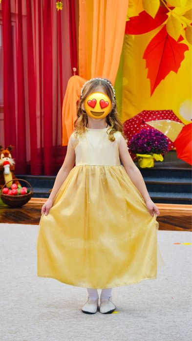 Золоте дитяче плаття