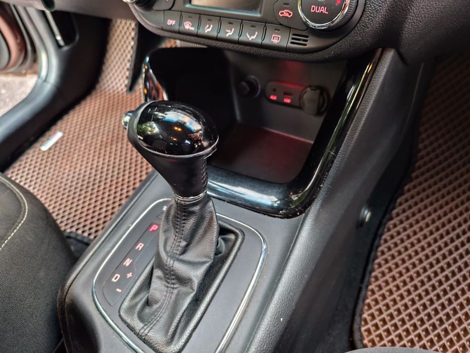 Kia ceed 2013 automatic