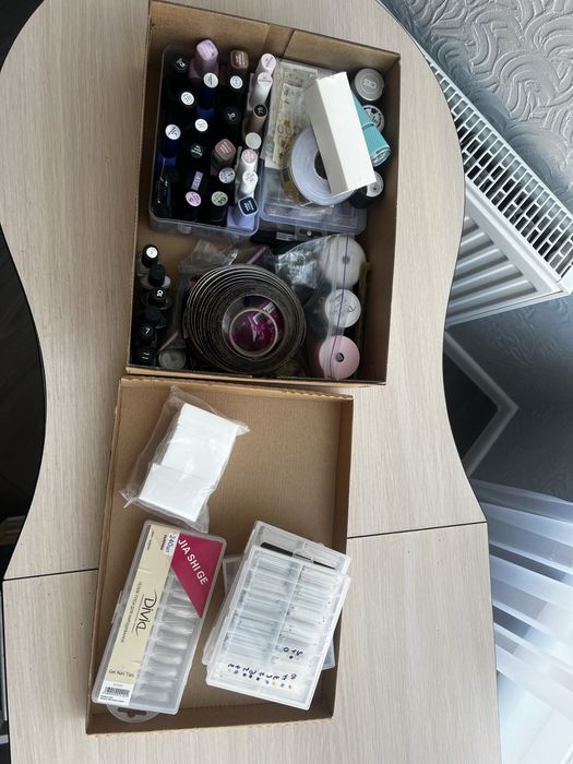 Набір для манікюру,фрезер,витяжка.