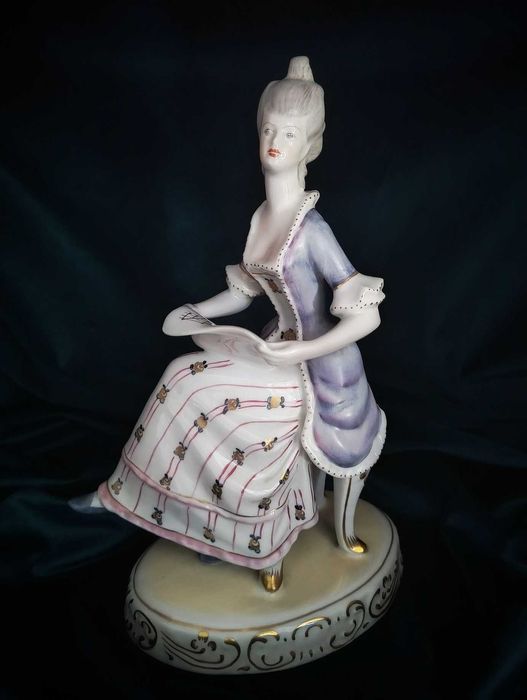 Hollohaza porcelana komplet figurek muzykującej pary stan gablotowy