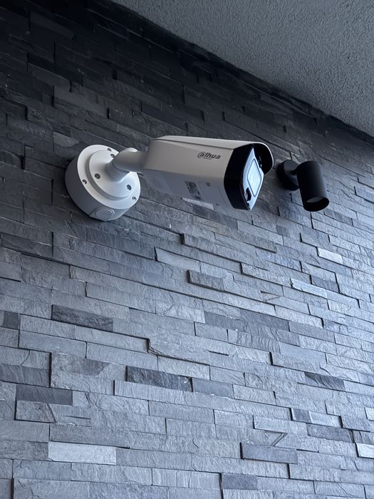 Monitoring Kamery Zabezpieczenia Budynków Alarm  Sprzedaż Montaż Kamer