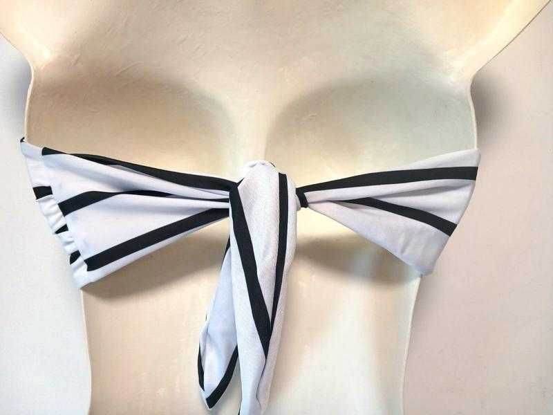 Купальники ( 2) женские раздельные бикини молодежные  2 вида новые