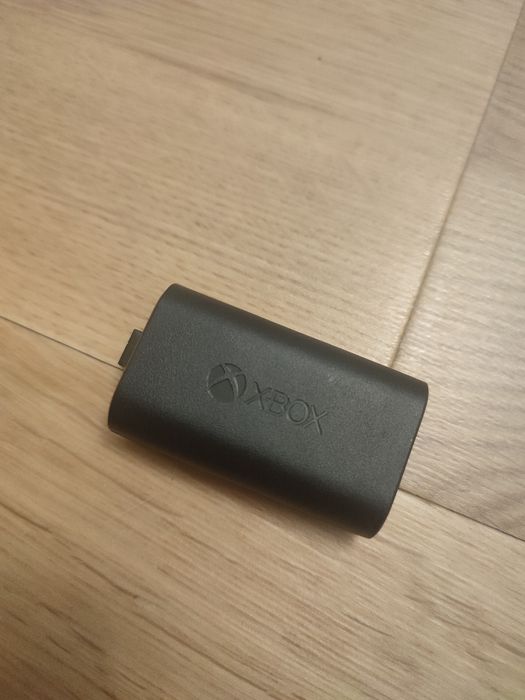 Kontroler Xbox Series X Carbon Black + akumulator