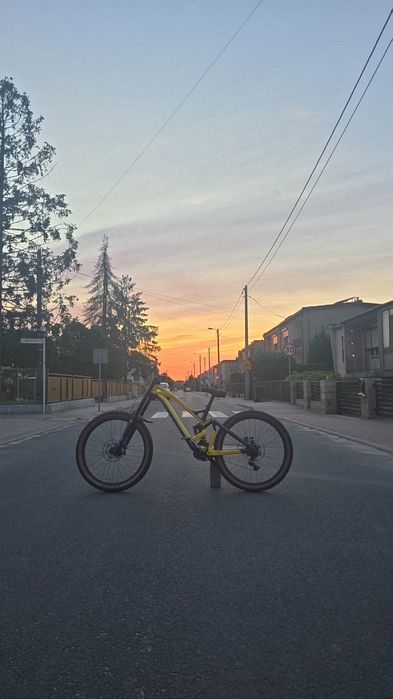 Mondraker summum pro team carbon zamiana na surona lub jakies 250