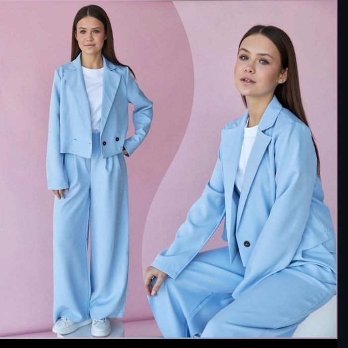 Костюм на дівчинку