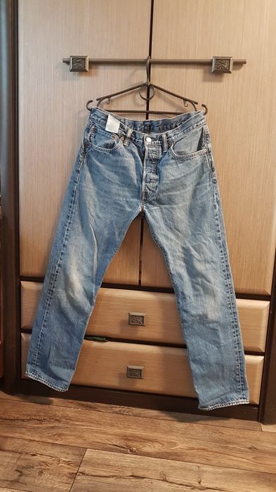 Джинсы Левайс. .р.W32 / L30.