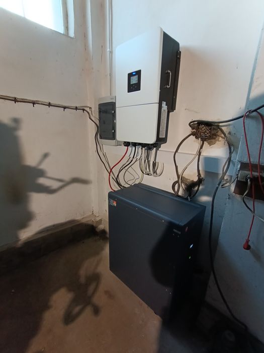 Magazyn energii 48kWh i fotowoltaika 10kWp  z montażem