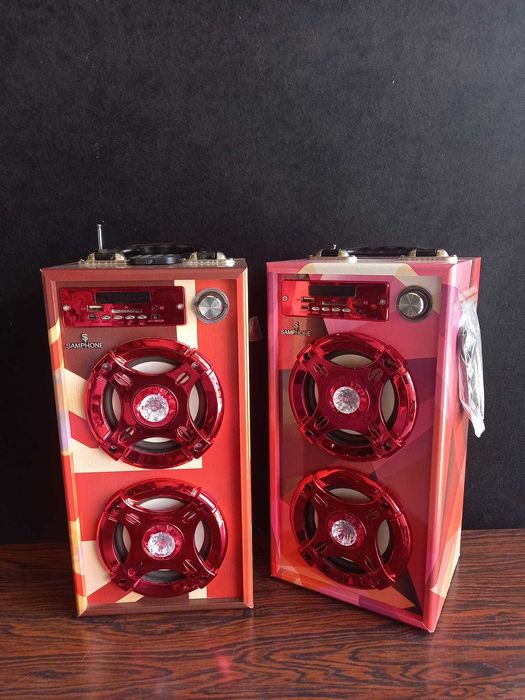 Colunas de Som c/ Comando