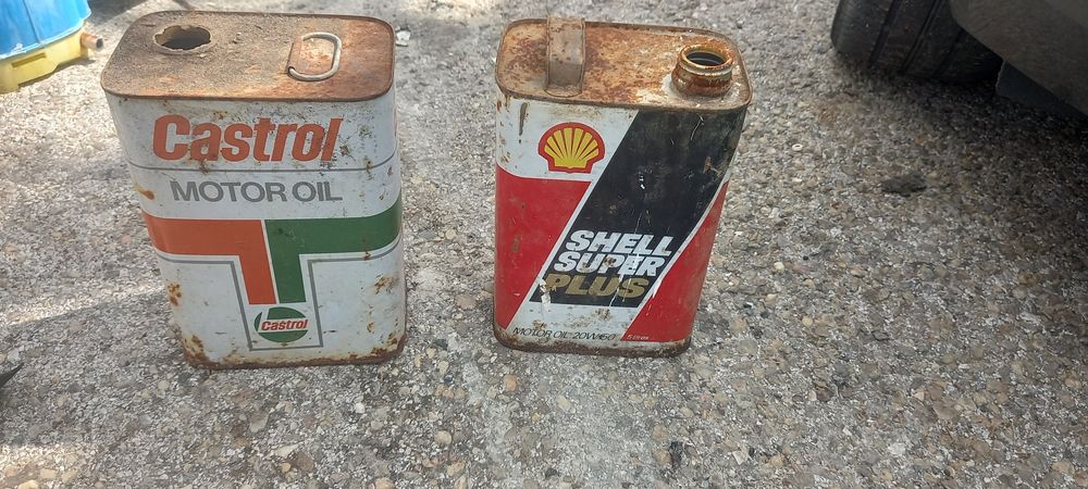 Latas antigas shell e castrol