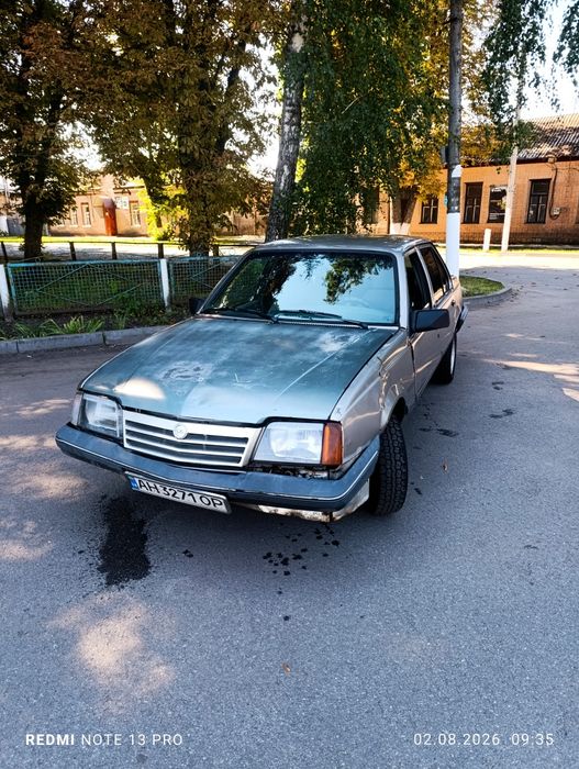 Opel Ascona 1.6i