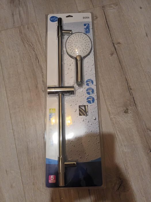 Nowa kabina prysznicowa z brodzikiem