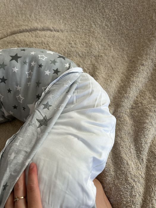 Подушка для вагітних 160 см у відмінному стані • додаткова наволочка