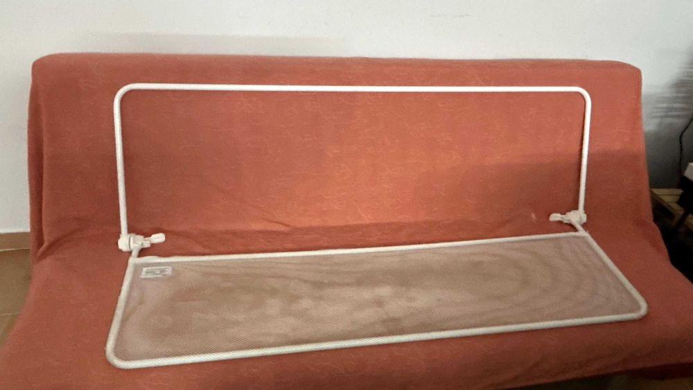 Vendo Barreira de Cama de Criança/solteiro 140cm marca Jane