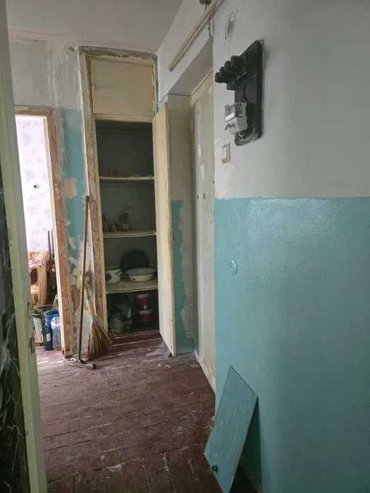 Продам 2-х к. кв. м. Индустриальная. ул.Роганская. DN