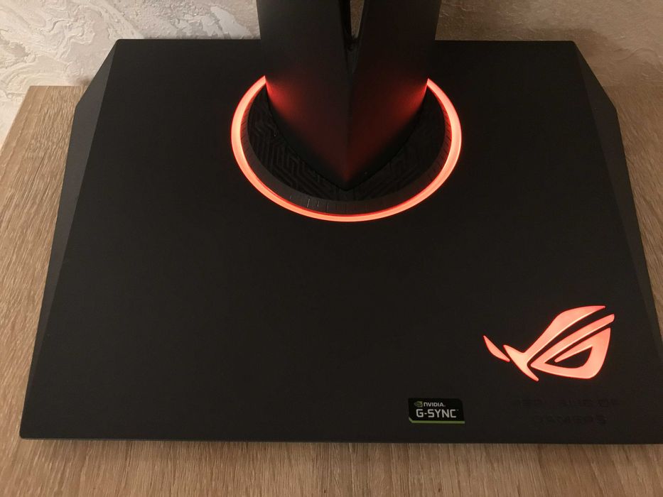 ASUS ROG Swift PG279Q, 27", 2K, 165Гц, як новий