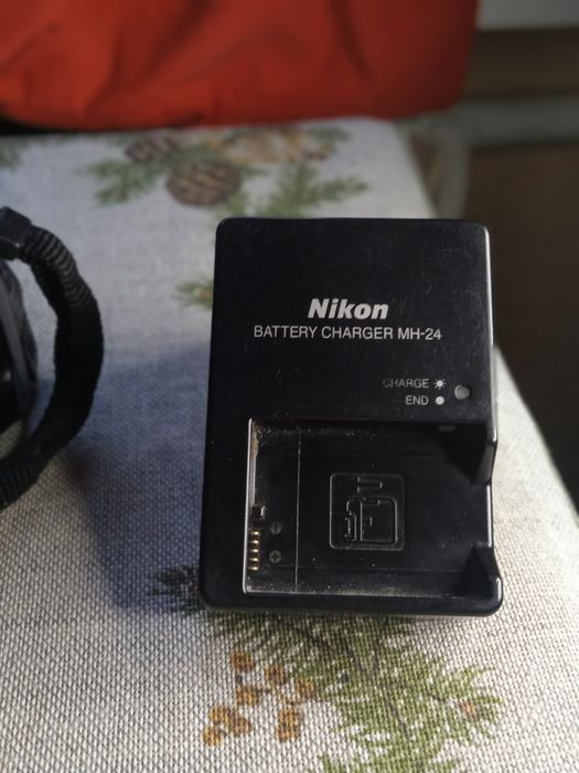 Nikon D3100 (тільки корпус, без об’єктива)