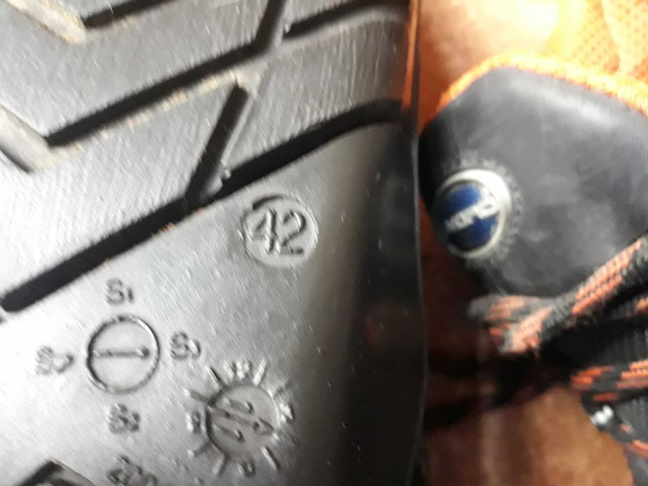 Botas biqueira aço 42 como novas