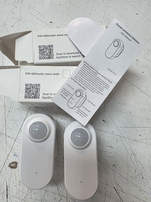 2 Sensores Presença Tuya WiFi