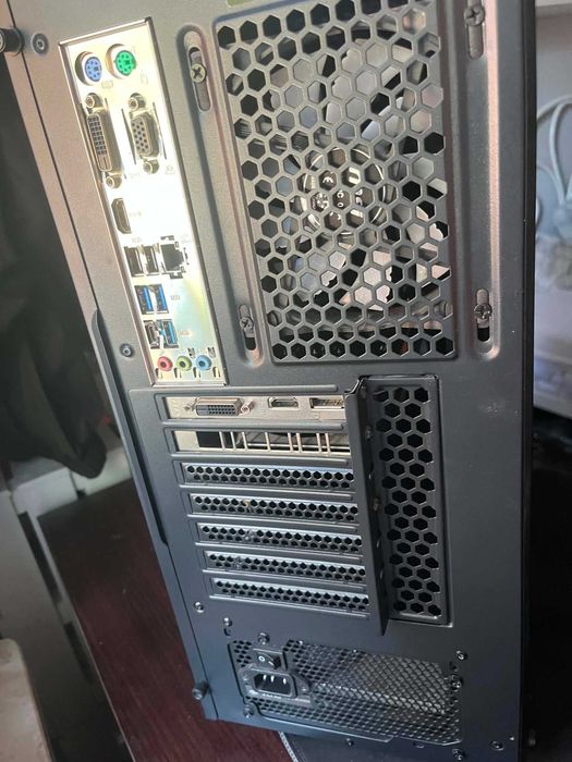 Zestaw Komputerowy do Gier i Nauki | i5-9400F / GTX 1650 Super / WIN 11 /  16GB RAM / SSD+HDD /