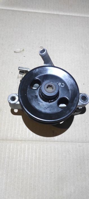 Насос ГУР туксон 2008 года ,бензин 2.0.