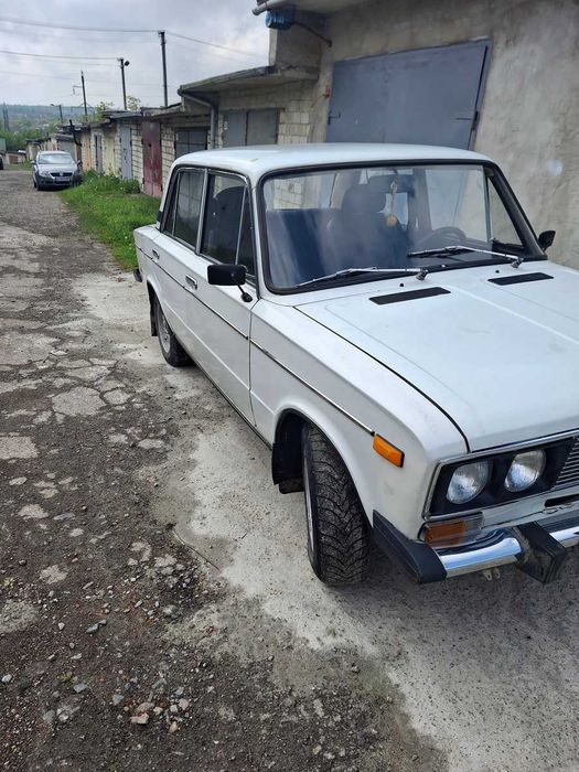 легковий автомобіль ВАЗ 21063