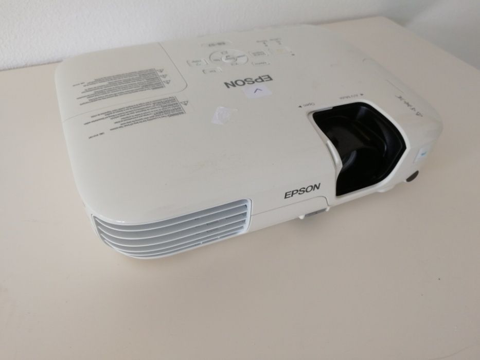 Computers, projectors, monitors, keyboards, speakers, and webcams64861178083587122
