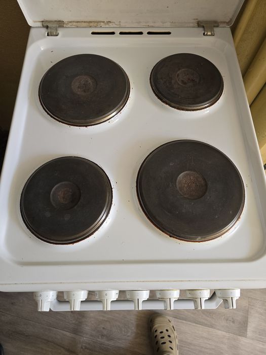 Электроплита INDESIT
