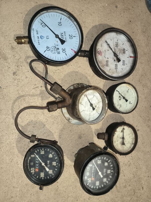 Манометр і компресор ЗІЛ КАМАЗ МАЗ КРАЗ І ІН.