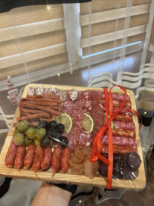 Смачні подарунки! Холодні закуски,мʼясні дошки,сирні дошки,мікс дошки