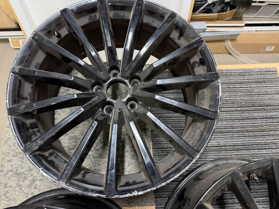 Felgi Audi A5 A4 B9 17” 5x112 8J ET32 ORYGINAŁ Ronal