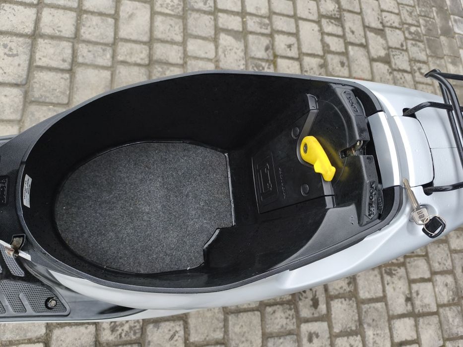 Honda Dio 34 з контейнера