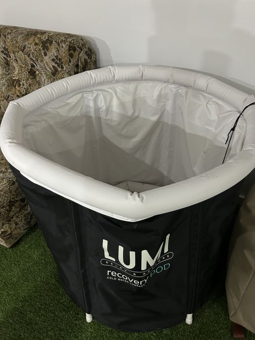 Banheira de gelo da LUMI