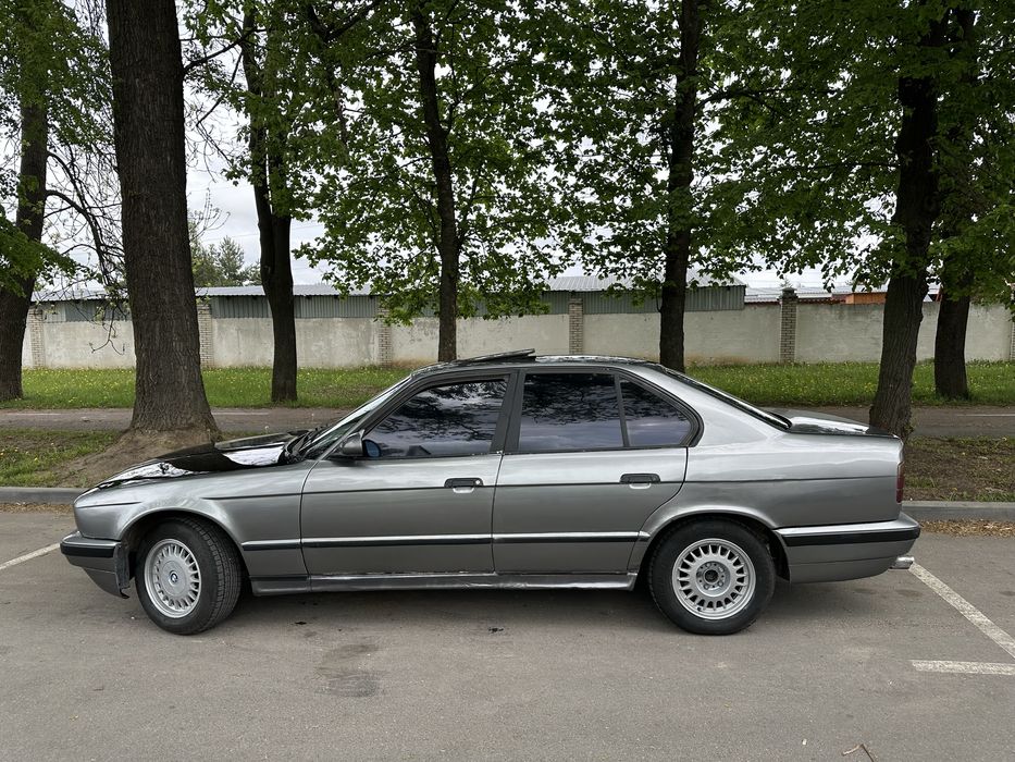 Продам BMW E34 М20б25