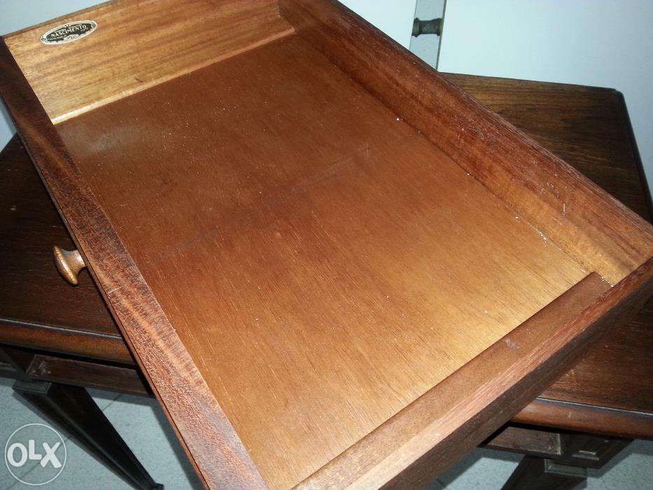 Mesa de Apoio estilo Inglês com gaveta