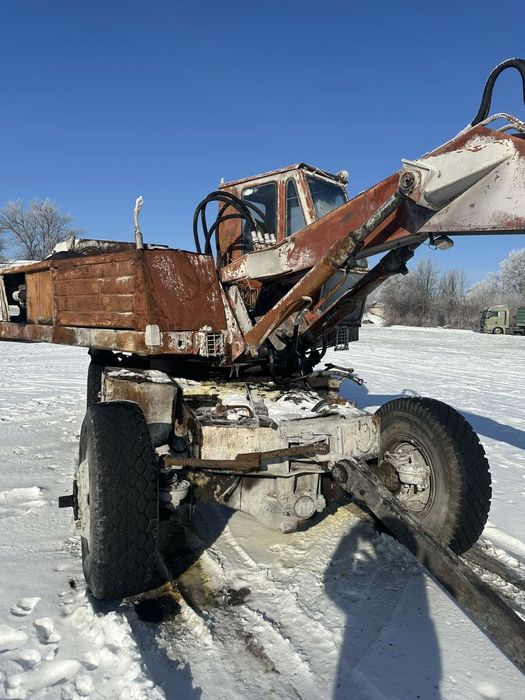 Екскаватор ЭО-3322