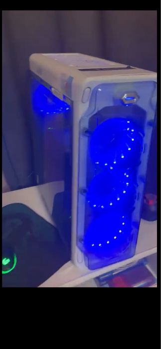 Продам компютер в харрому стані