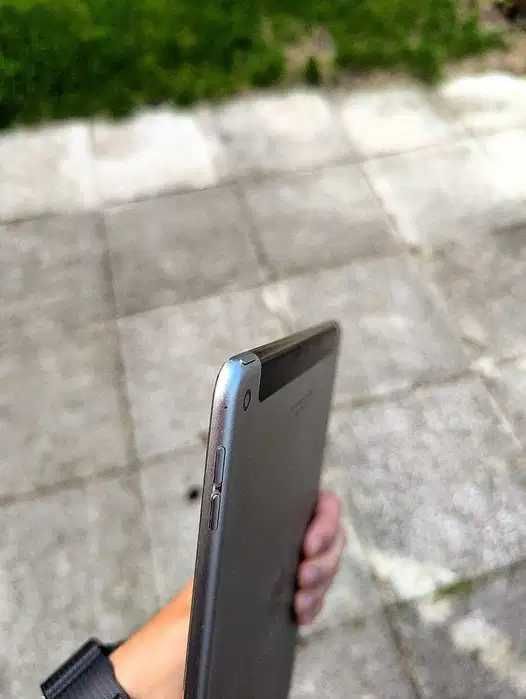 Apple iPad Air 2 128 GB, Space Gray (A1567). для навчання хороший стан