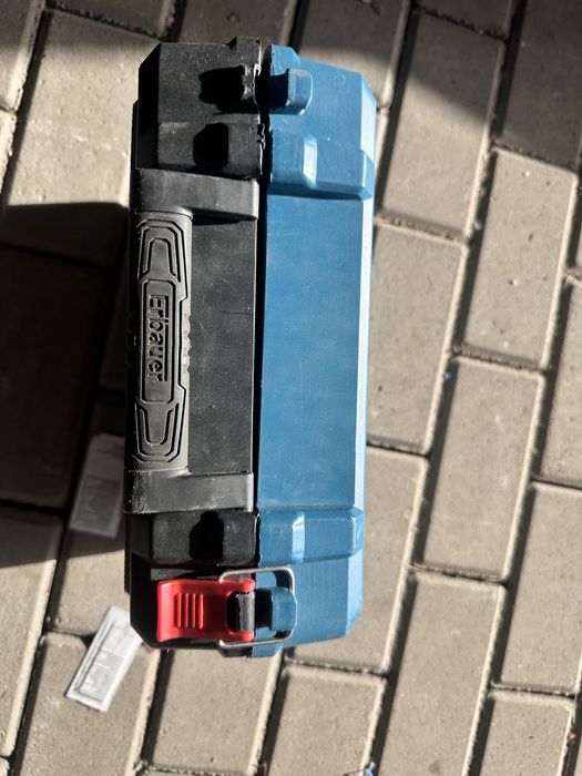 Erbauer EJS750 – wyrzynarka 750 W + walizka
