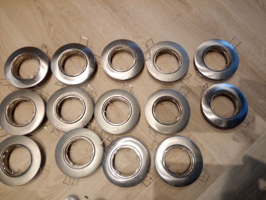 Oprawa sufitowa halogenowa LED ruchoma GU10 srebrna 14szt używane