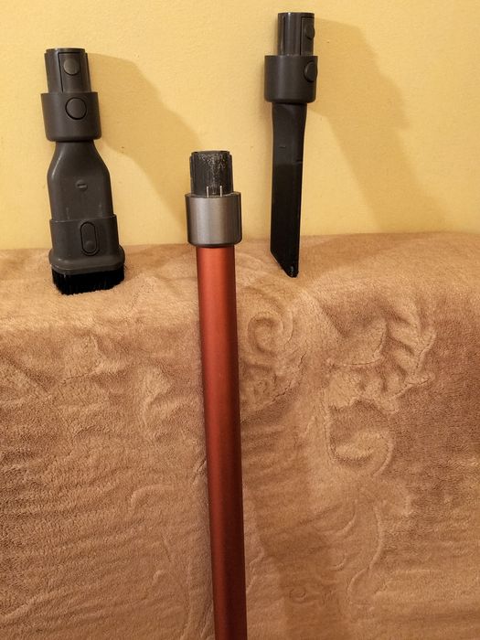 Odkurzacz hoover że szczotką Philipsa, sprawny jak w załącz nych zdje