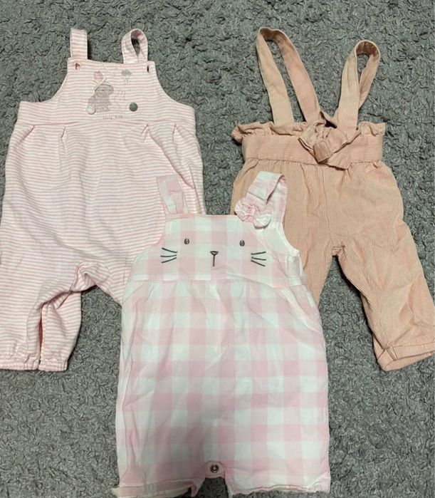 Одяг на дівчинку від 0 місяців до 3 років