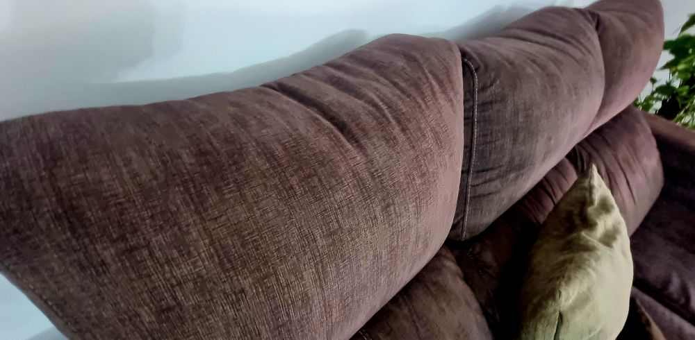 Sofá de 3 lugares em bom estado com chaise longue móvel 

2,13x